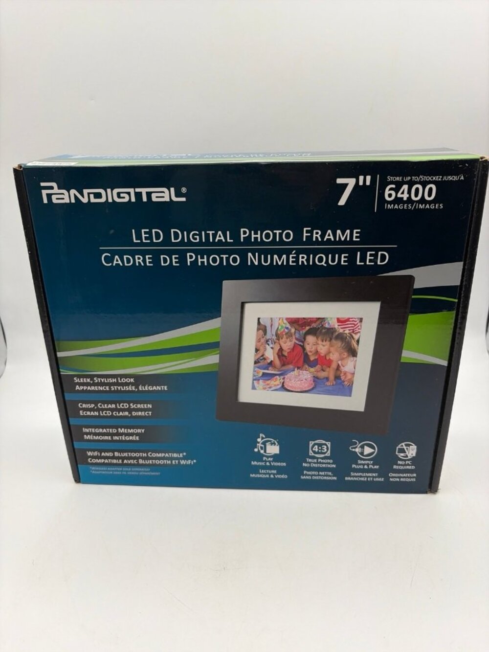 PanDigital 7" Digital Clock Calendar Photo Frame - Up to 6400 Images Brand New